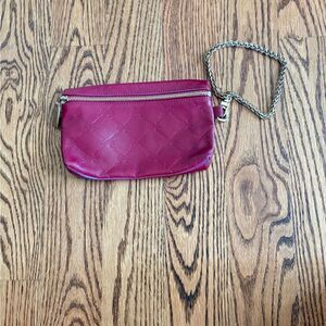 Longchamp LM Cuir Embossed Leather Wristlet - Burgundy/Berry
